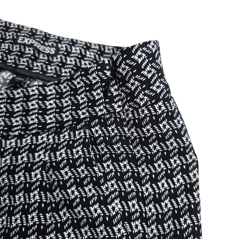 Express Shorts Women Size 2 Black White Geometric Side Zip Tailored - Picture 2 of 4